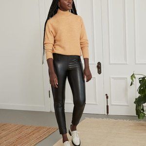 NEW WITH TAGS RW & Co Faux Leather and Knit Legging Size XS